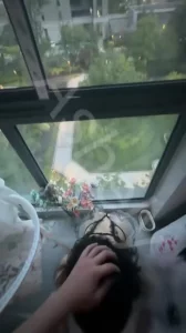 在阳台上做爱 会被底下的人看到吗